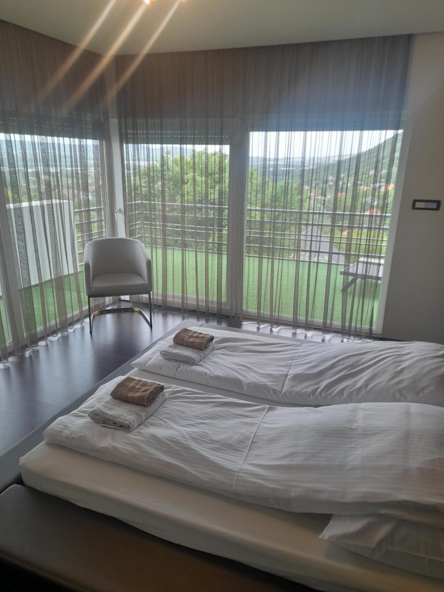 Private Family Villa Будаорш Экстерьер фото